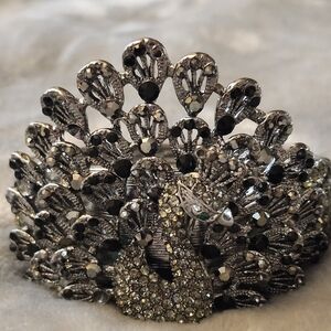 Vintage Moroccan Peacock Hinged Cuff Silver Tone Rhinestone
